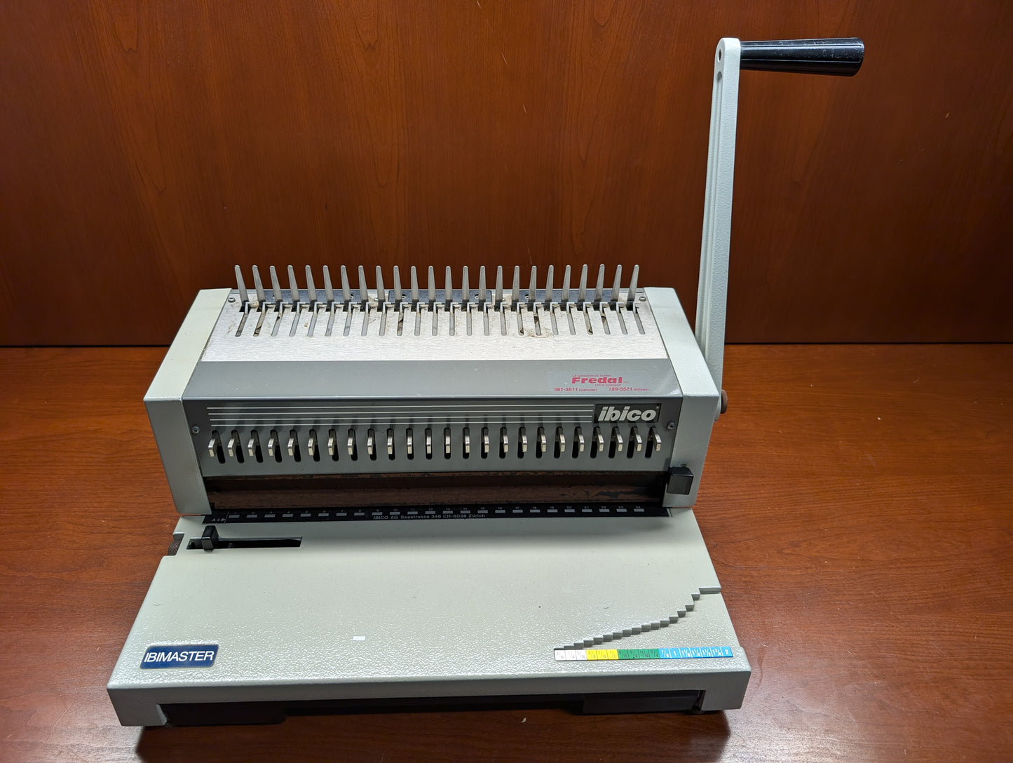 Ibico IBIMASTER Binding Machine