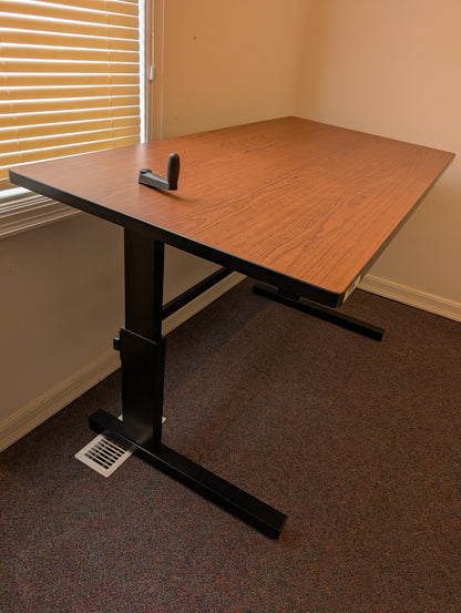 Height-Adjustable Table