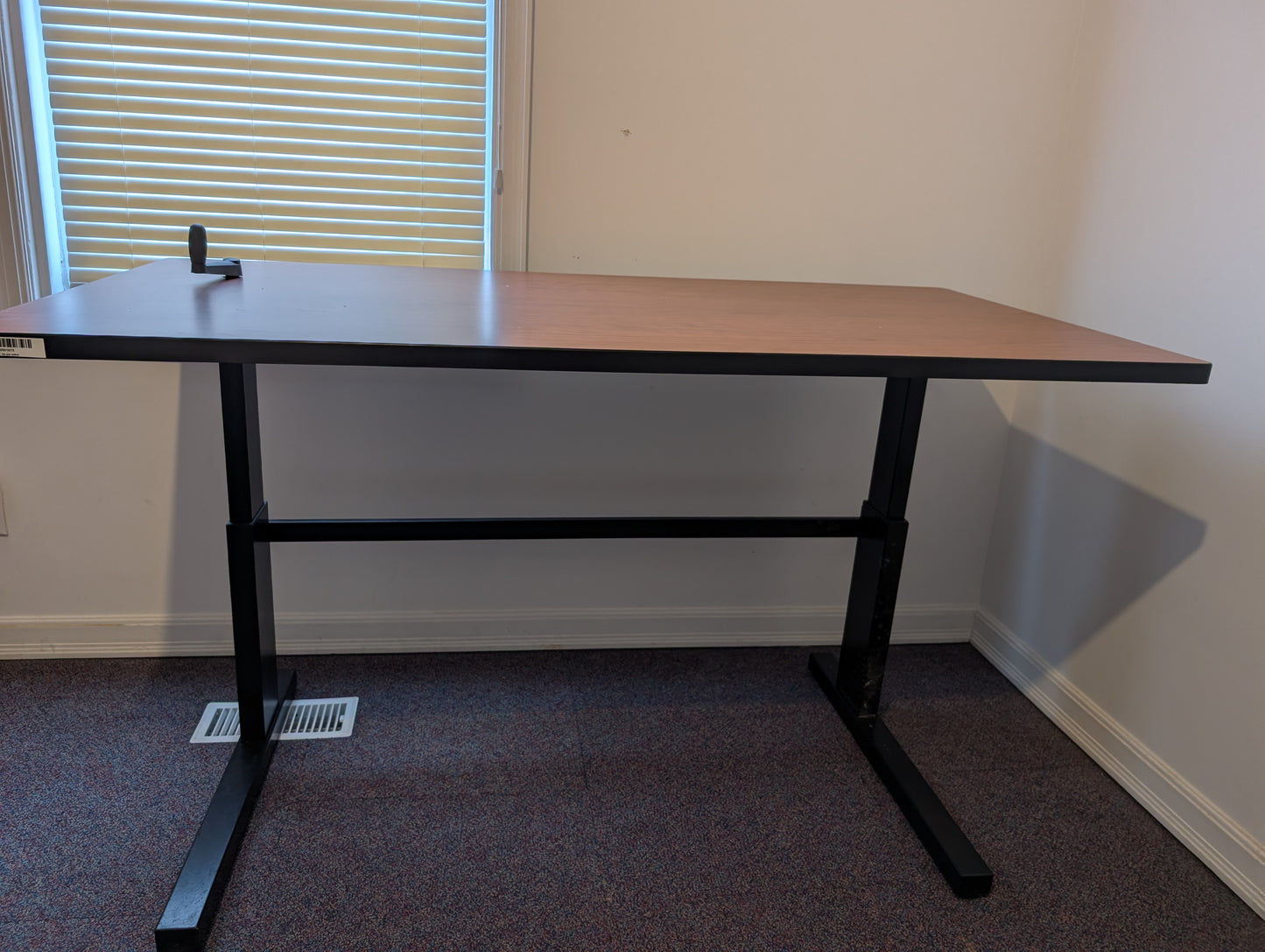 Height-Adjustable Table