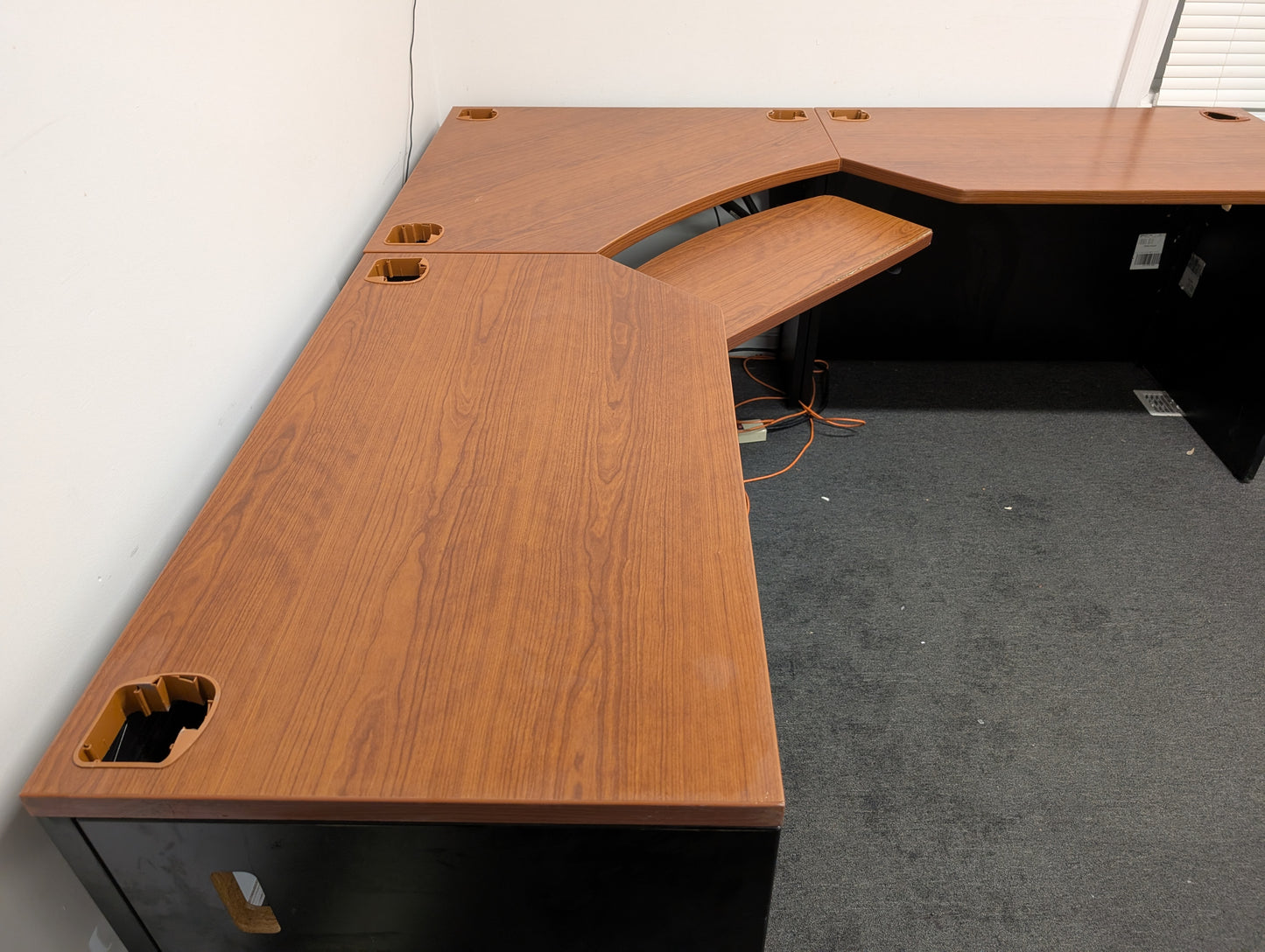 L-Shaped Executive Office Desk with Keyboard Tray